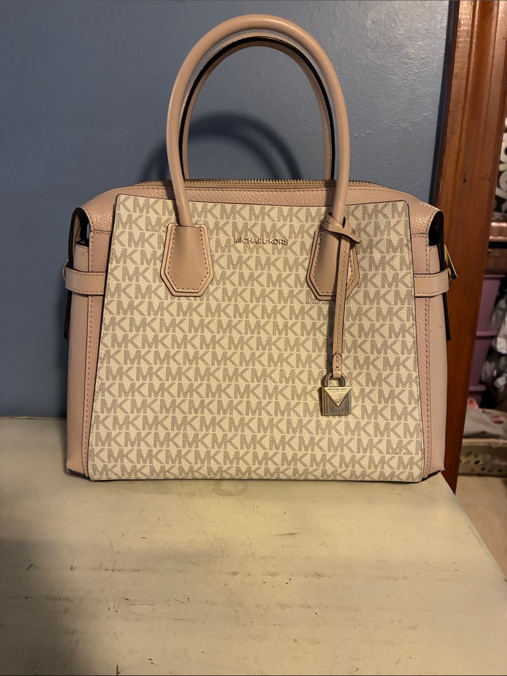 Michael Kors Blush Signature MK Satchel